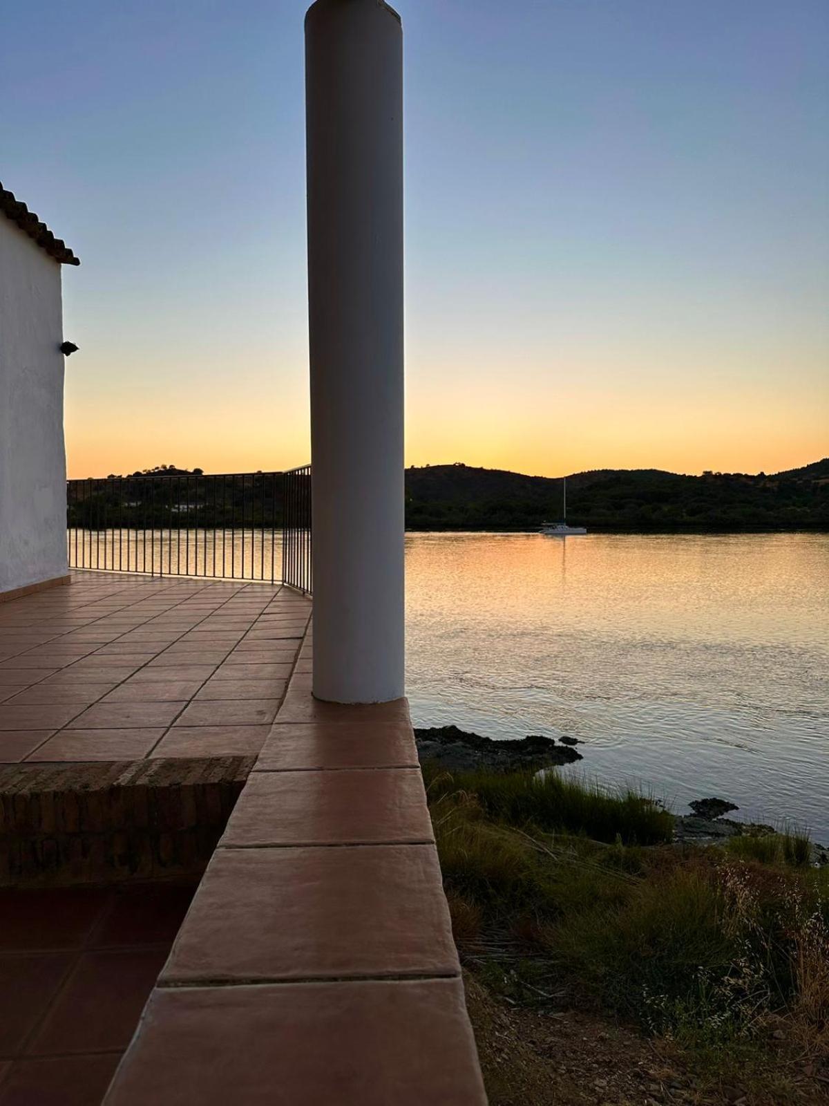 Magnifica Casa A Orillas Del Guadiana Huelva Exterior foto